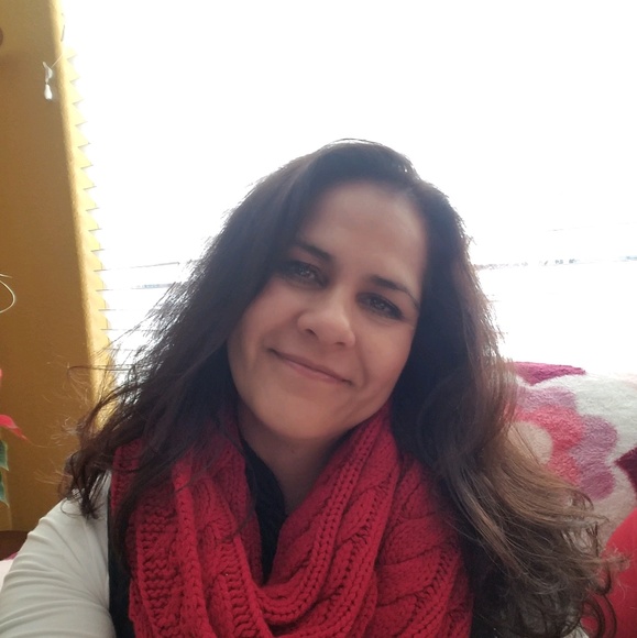 Meet your Posher, Maria - Picture 1 of 1